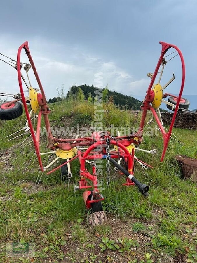 Kreiselheuer des Typs Pöttinger HIT 540 H, Gebrauchtmaschine in Klagenfurt (Bild 1)