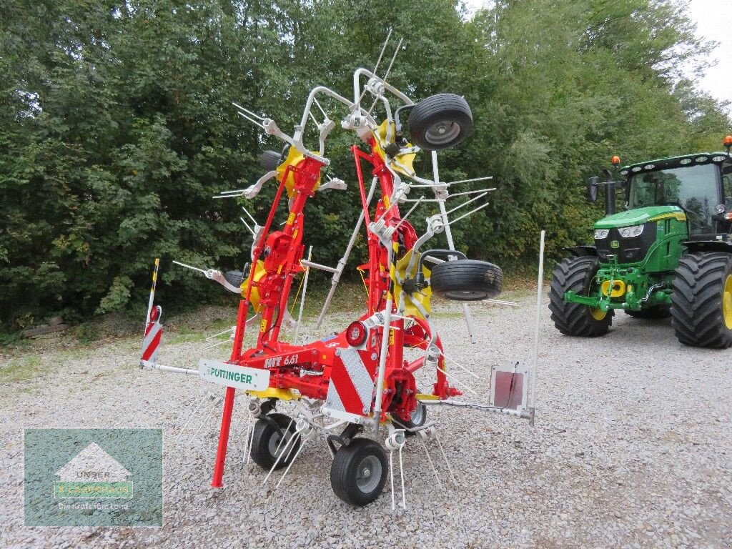 Kreiselheuer del tipo Pöttinger Hit 6.61, Neumaschine en Hofkirchen (Imagen 19)