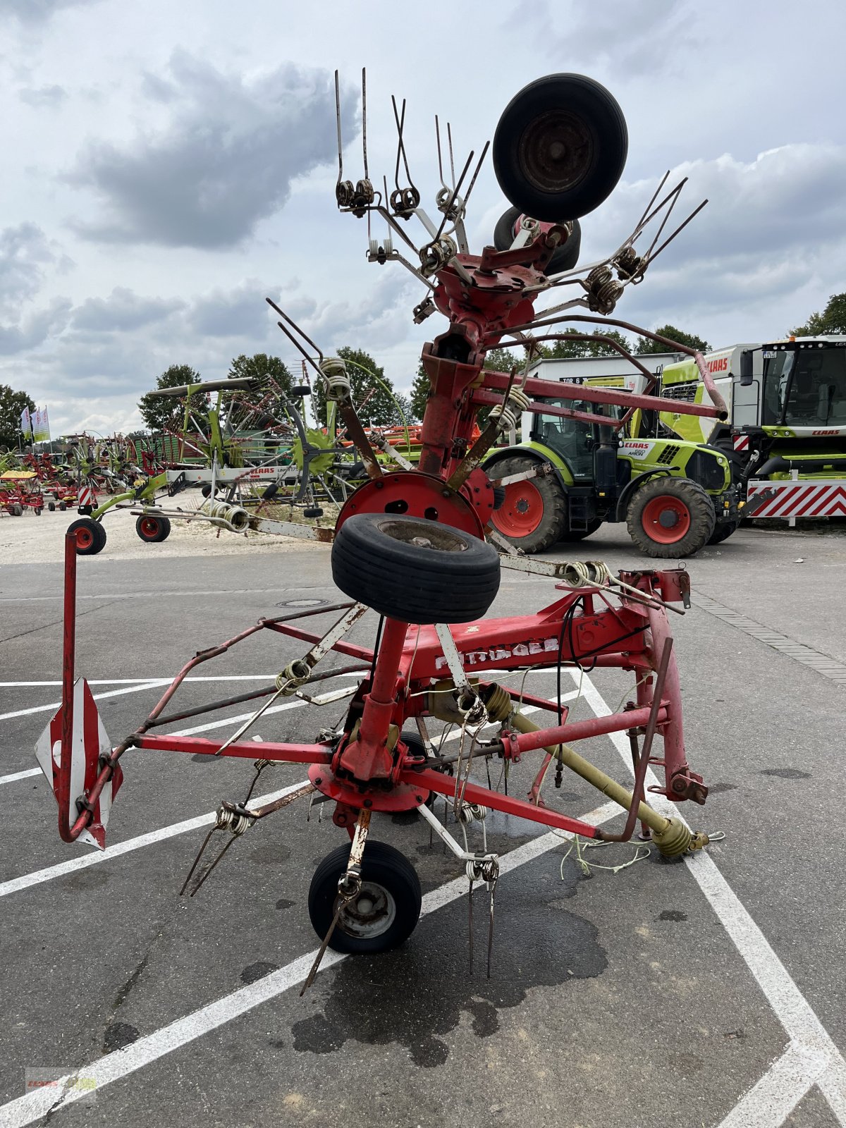 Kreiselheuer du type Pöttinger Hit 69 N, Gebrauchtmaschine en Langenau (Photo 2)