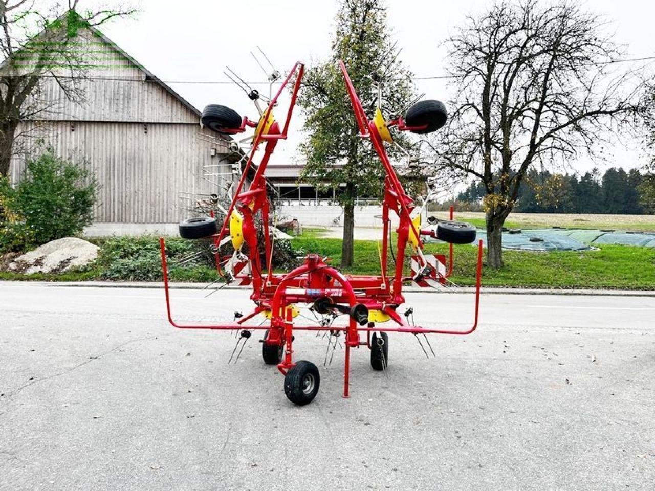 Kreiselheuer des Typs Pöttinger hit 69 nz kreiselheuer, Gebrauchtmaschine in SANKT MARIENKIRCHEN BEI SCHÄRDING (Bild 2)