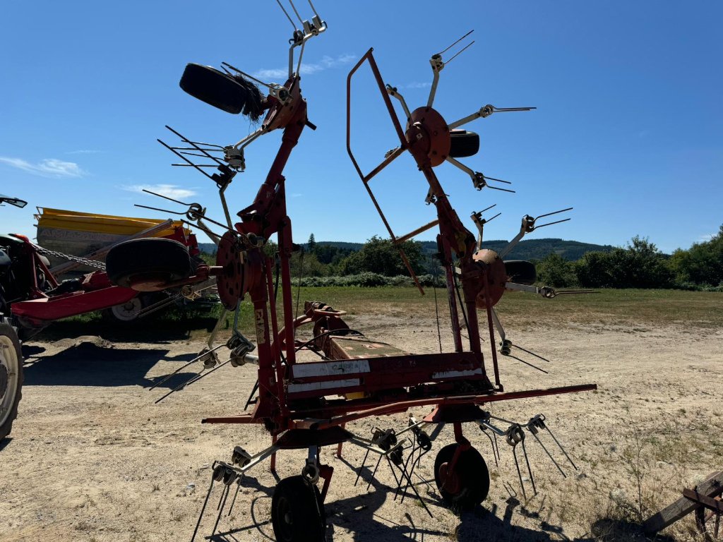 Kreiselheuer tip Pöttinger HIT 69 NZ, Gebrauchtmaschine in MEYMAC (Poză 2)