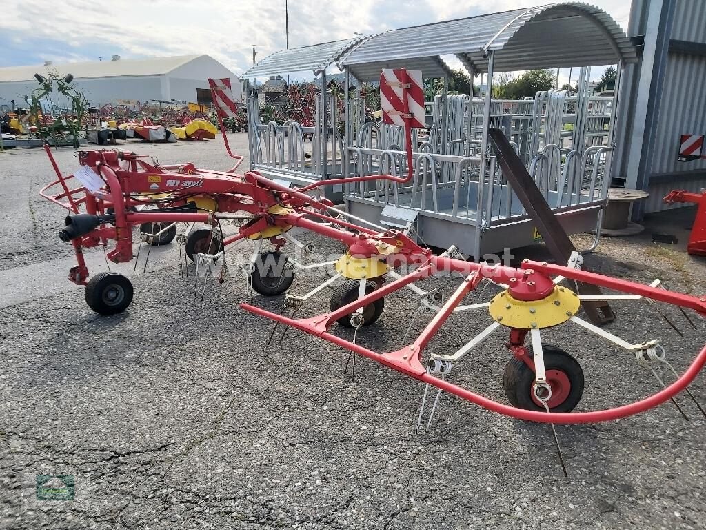 Kreiselheuer van het type Pöttinger HIT 800 NZ, Gebrauchtmaschine in Klagenfurt (Foto 1)