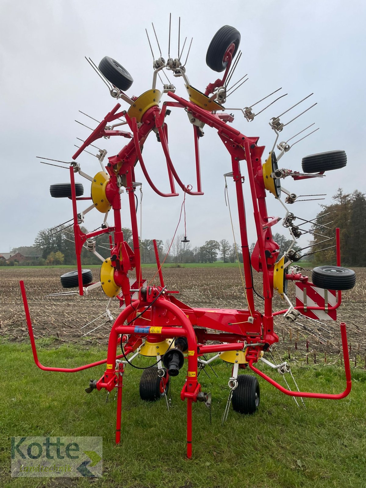 Kreiselheuer от тип Pöttinger Hit 810 N, Gebrauchtmaschine в Rieste (Снимка 1)