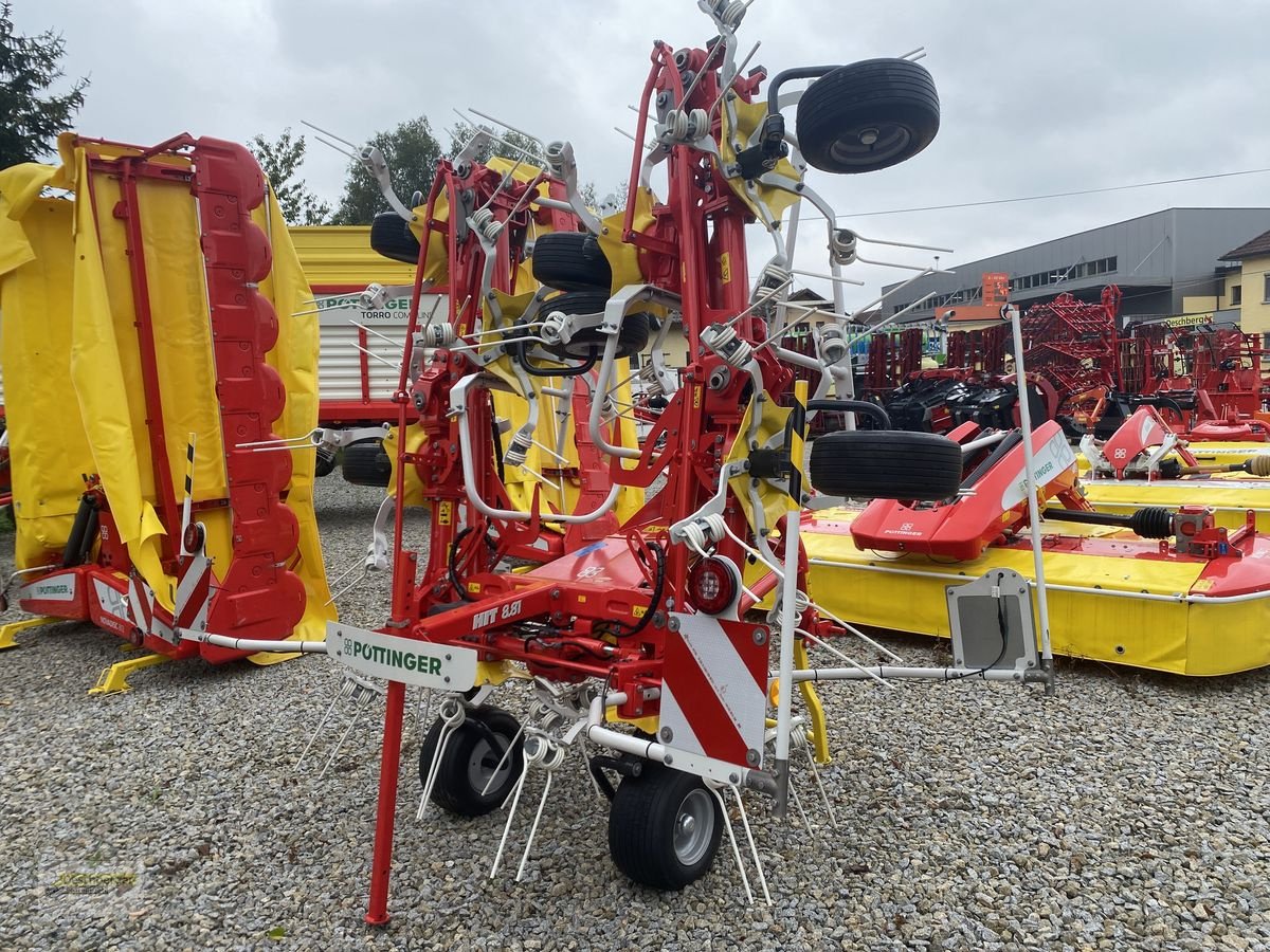 Kreiselheuer des Typs Pöttinger HIT 8.81, Neumaschine in Senftenbach (Bild 2)