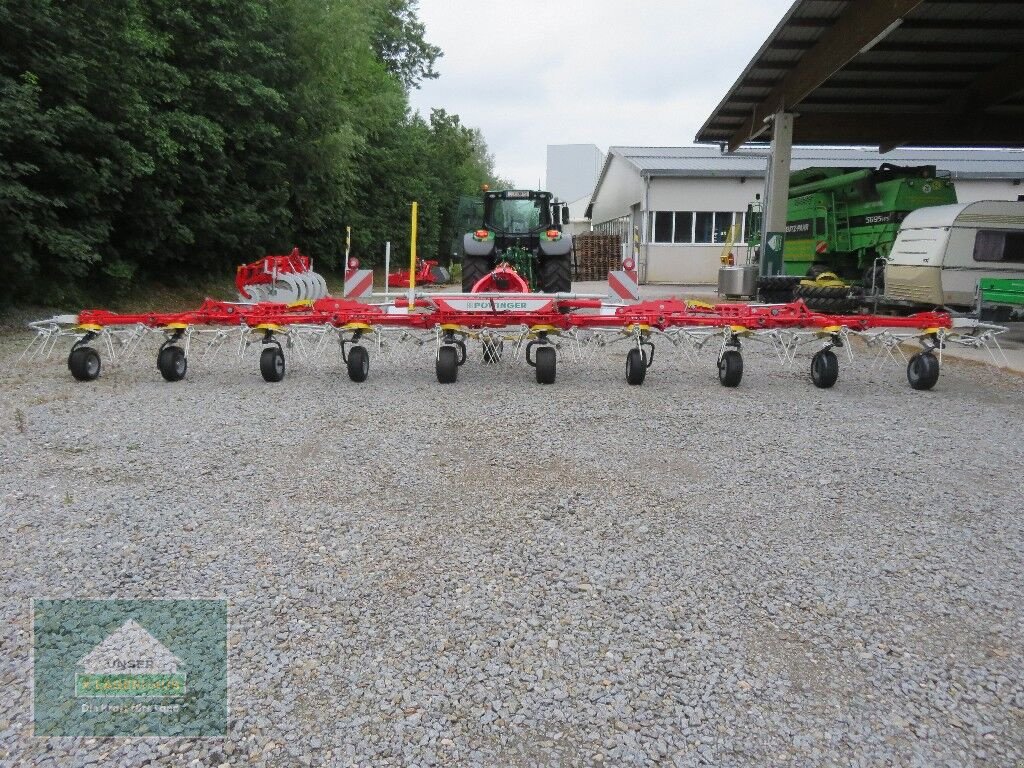 Kreiselheuer van het type Pöttinger HIT V11100, Neumaschine in Hofkirchen (Foto 12)