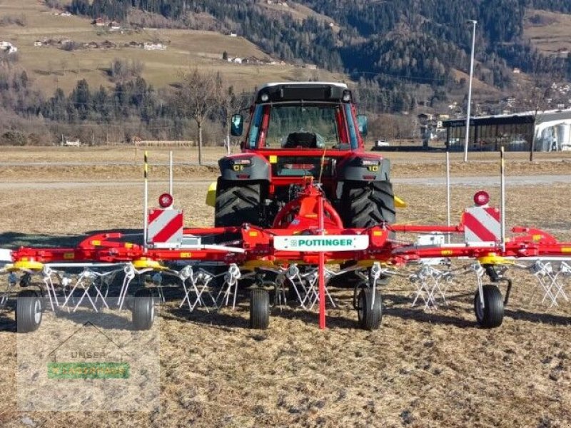 Kreiselheuer van het type Pöttinger Hit.6.69, Neumaschine in Lienz (Foto 1)