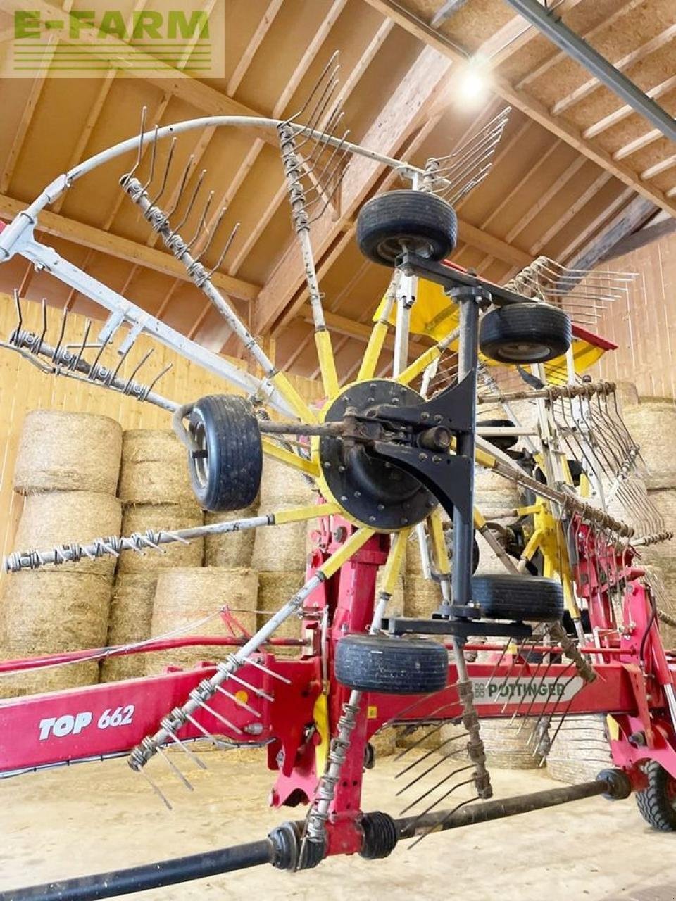 Kreiselheuer van het type Pöttinger top 662 2-kreiselschwader, Gebrauchtmaschine in SANKT MARIENKIRCHEN BEI SCHÄRDING (Foto 6)