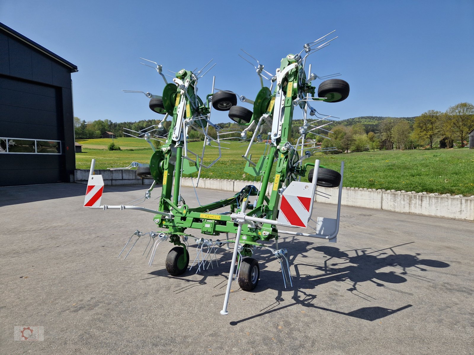 Kreiselheuer tipa PRONAR PWP 900 8-Kreisel 9m Heuwender, Neumaschine u Tiefenbach (Slika 15)