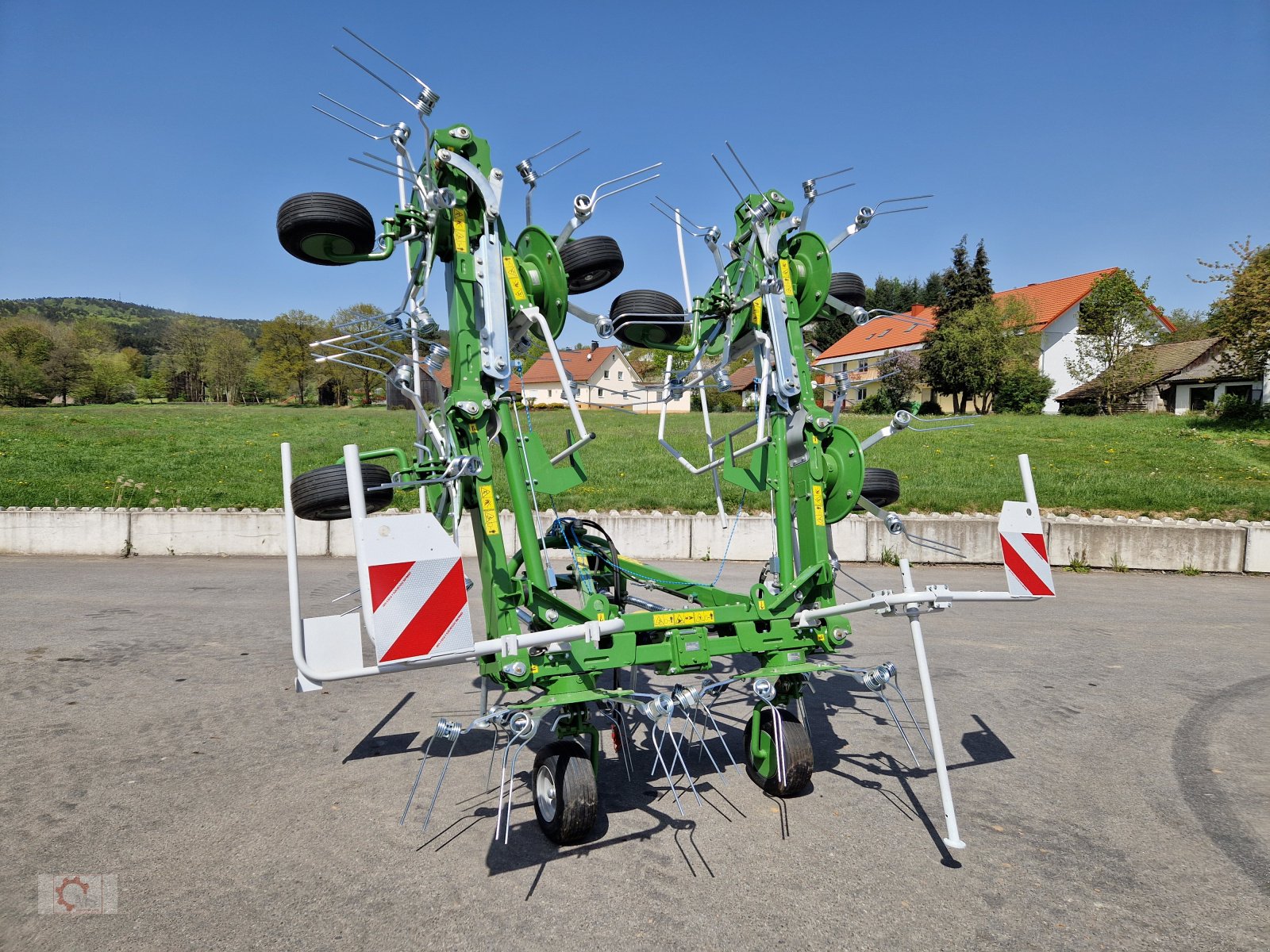 Kreiselheuer van het type PRONAR PWP 900 8-Kreisel 9m Heuwender, Neumaschine in Tiefenbach (Foto 16)