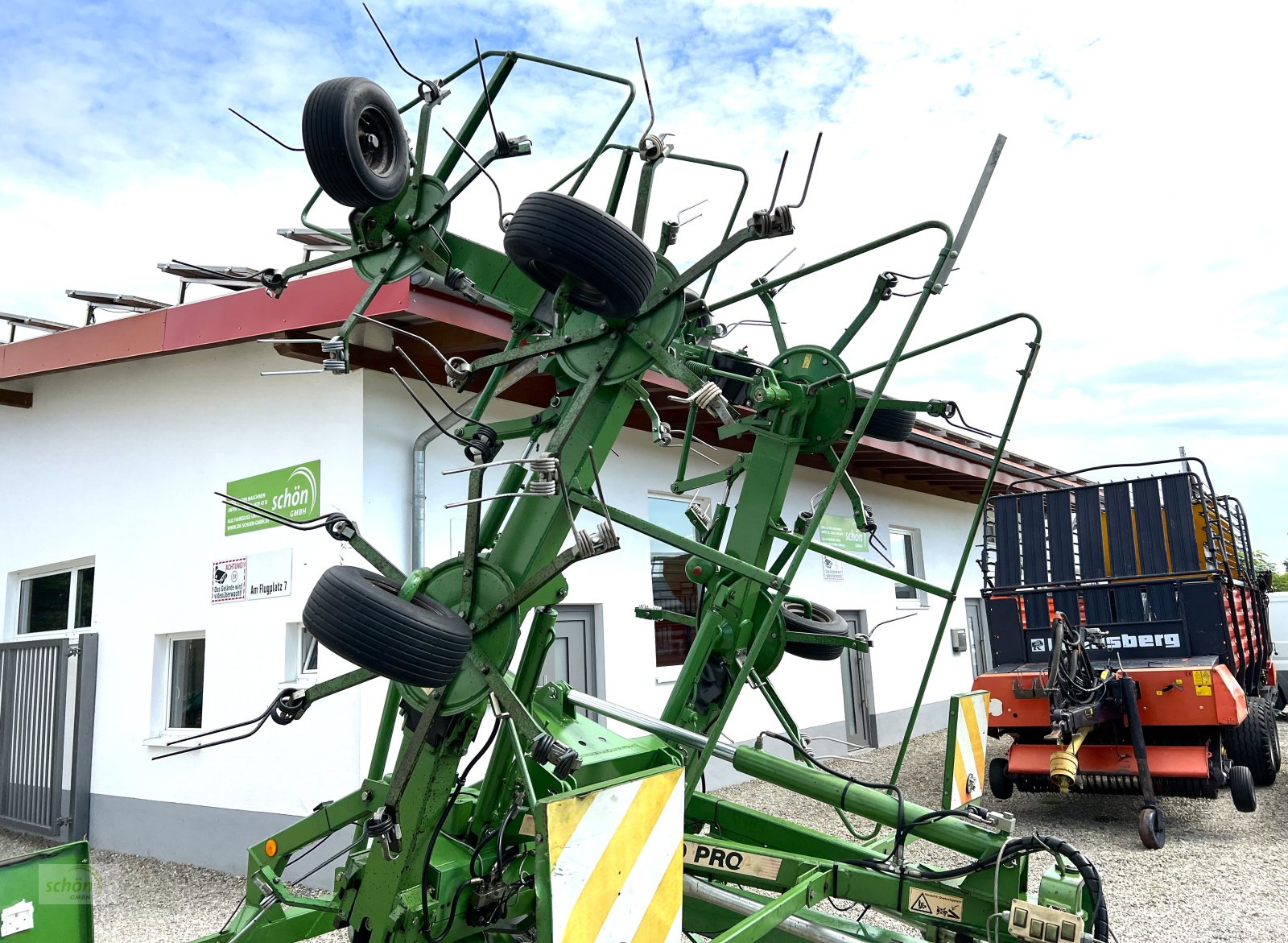 Kreiselheuer del tipo Stoll Z 900 A Pro - 8-er Kreiselheuer mit Transport-Fahrwerk und elektrischer Bedienung, Gebrauchtmaschine In Burgrieden (Immagine 5)