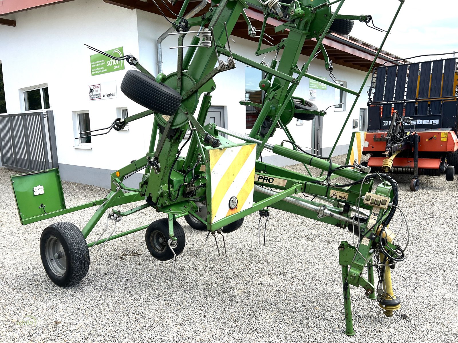 Kreiselheuer a típus Stoll Z 900 A Pro - 8-er Kreiselheuer mit Transport-Fahrwerk und elektrischer Bedienung, Gebrauchtmaschine ekkor: Burgrieden (Kép 8)