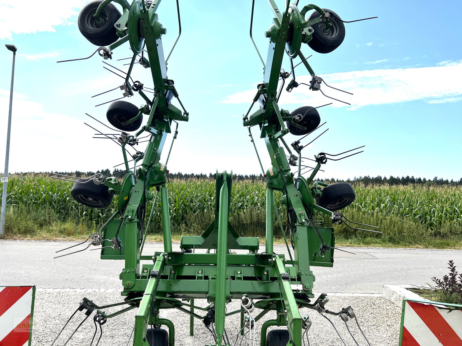 Kreiselheuer des Typs Stoll Z 900 A Pro - 8-er Kreiselheuer mit Transport-Fahrwerk und elektrischer Bedienung, Gebrauchtmaschine in Burgrieden (Bild 11)