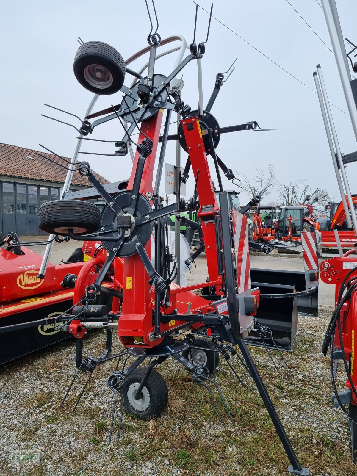 Kreiselheuer des Typs Vicon Fanex 684, Gebrauchtmaschine in Bruckmühl (Bild 2)