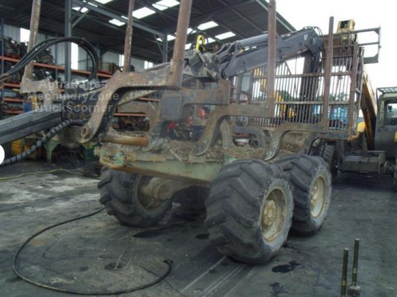 Kurzholzanhänger des Typs Logset LOGSET REMORQUE FORESTIERE AVEC GRUE, Gebrauchtmaschine in BARACE (Bild 1)