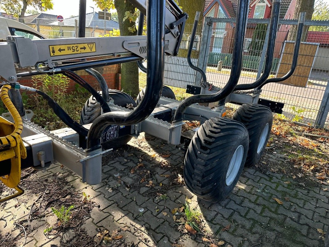 Kurzholzanhänger van het type Optimal MF 950, Gebrauchtmaschine in Liebenwalde (Foto 9)