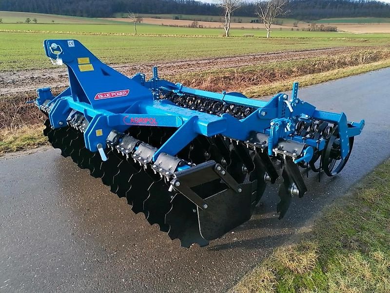 Kurzscheibenegge van het type Agripol Blue Power 300 Scheibenegge Kurzscheibenegge 3m, Neumaschine in Gronau (Foto 1)