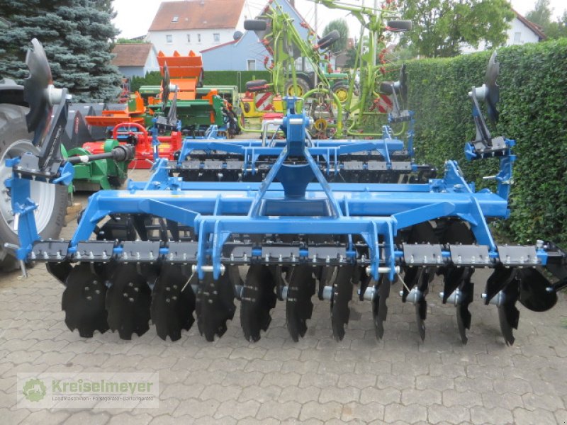 Kurzscheibenegge van het type Agripol BP 300 Rohrstabwalze, Neumaschine in Feuchtwangen (Foto 1)