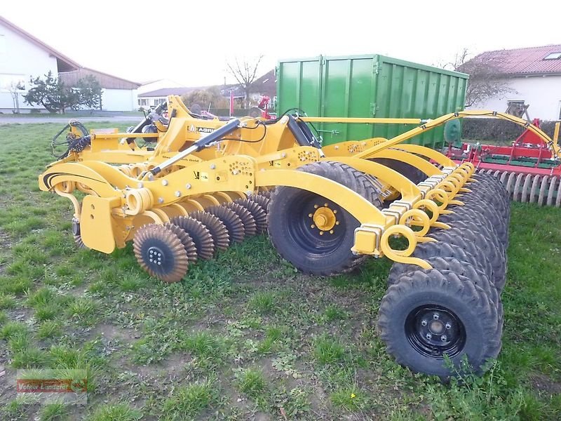 Kurzscheibenegge van het type Agrisem Disc-O-Mulch Gold 4,5 m, Vorführmaschine in Ostheim/Rhön (Foto 5)