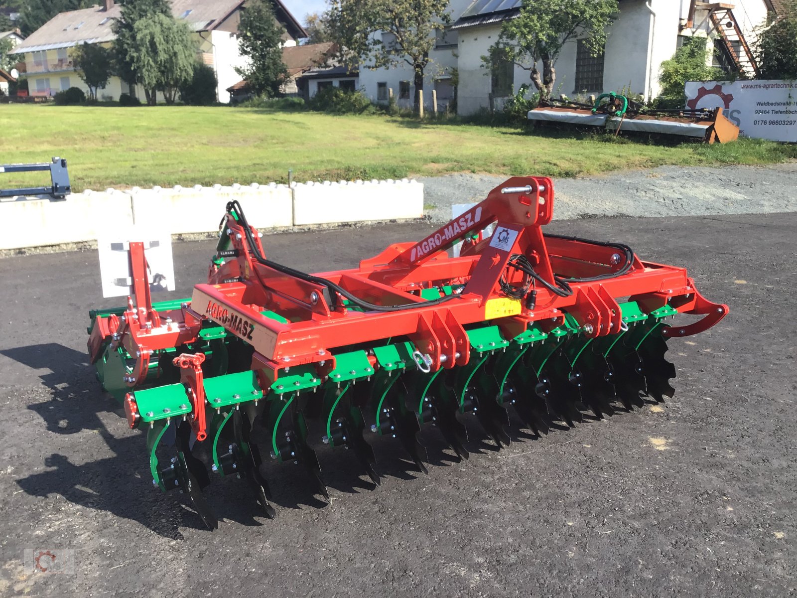 Kurzscheibenegge des Typs Agro-Masz BT 30 3m Arbeitsbreite Beleuchtung, Neumaschine in Tiefenbach (Bild 23)