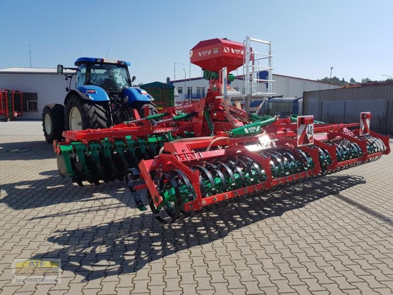 Kurzscheibenegge typu Agro-Masz BTC 60H mit SP400 Zwischenfruchtstreuer, Neumaschine w Teublitz (Zdjęcie 2)