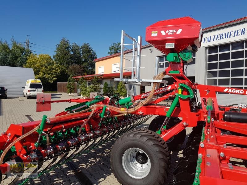 Kurzscheibenegge tip Agro-Masz BTC 60H mit SP400 Zwischenfruchtstreuer, Neumaschine in Teublitz (Poză 7)