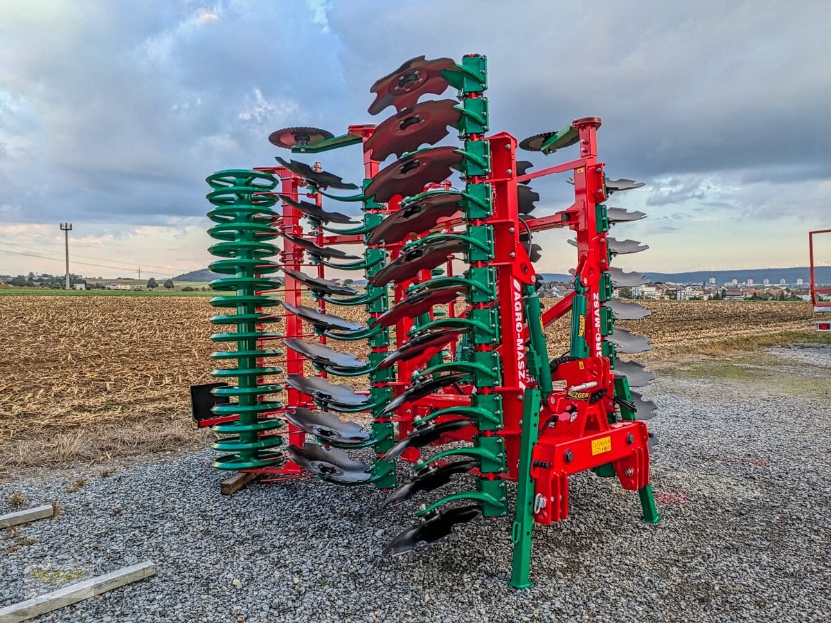 Kurzscheibenegge van het type Agro-Masz BTC50 H Scheiben 620 mm (auf Lager), Neumaschine in Ditzingen (Foto 9)