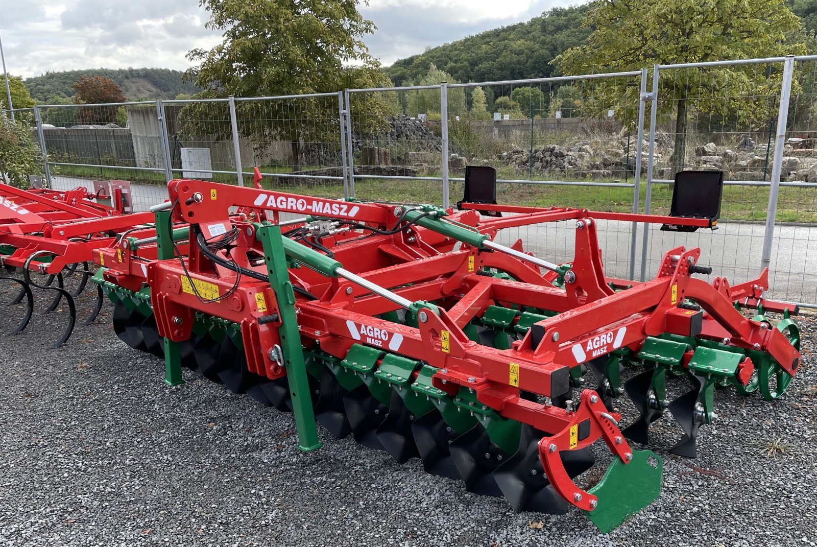 Kurzscheibenegge del tipo Agro-Masz BTH, Neumaschine In Heustreu (Immagine 5)