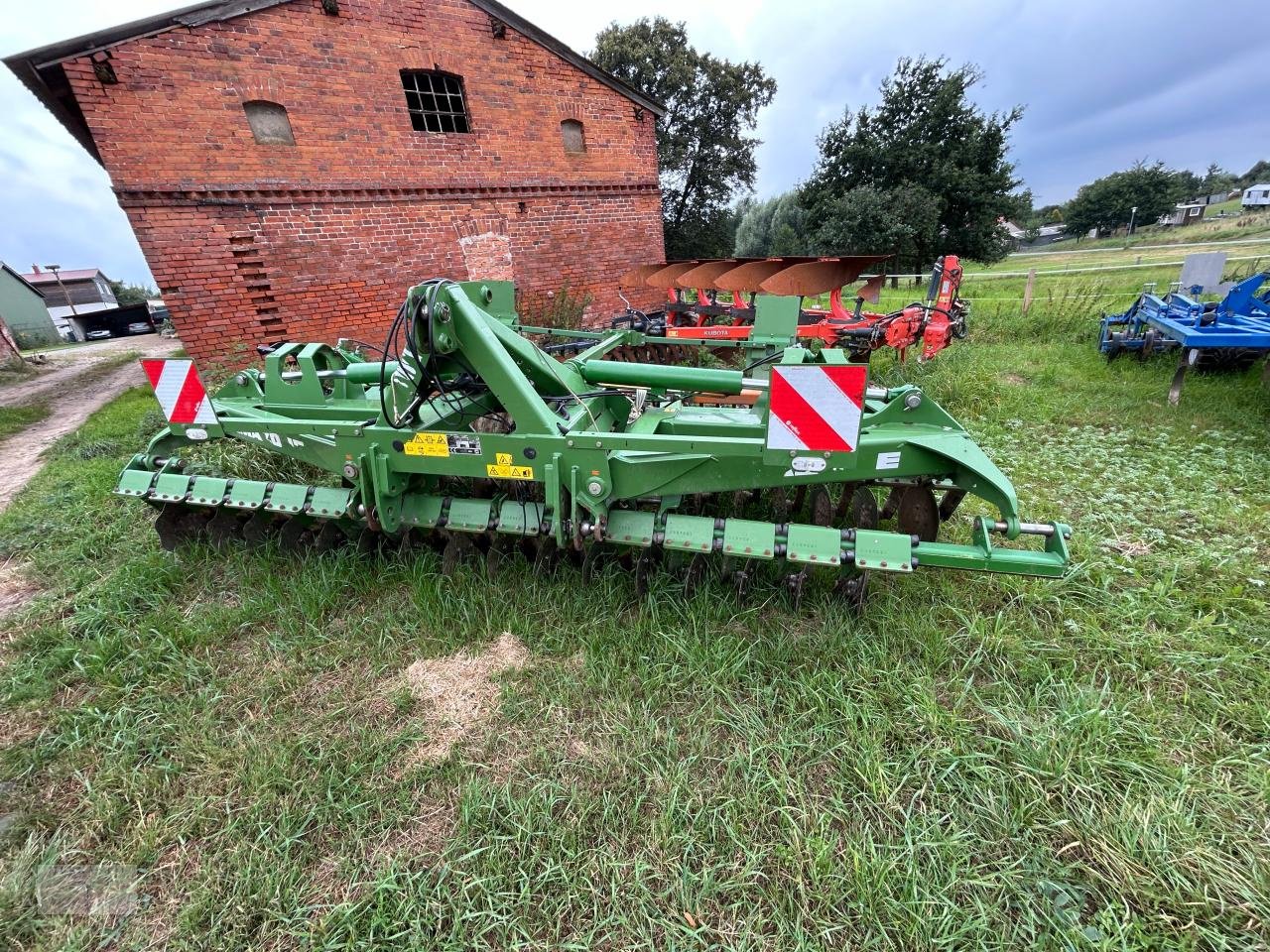 Kurzscheibenegge typu Amazone Catros + 4001-2, Gebrauchtmaschine w Pragsdorf (Zdjęcie 2)