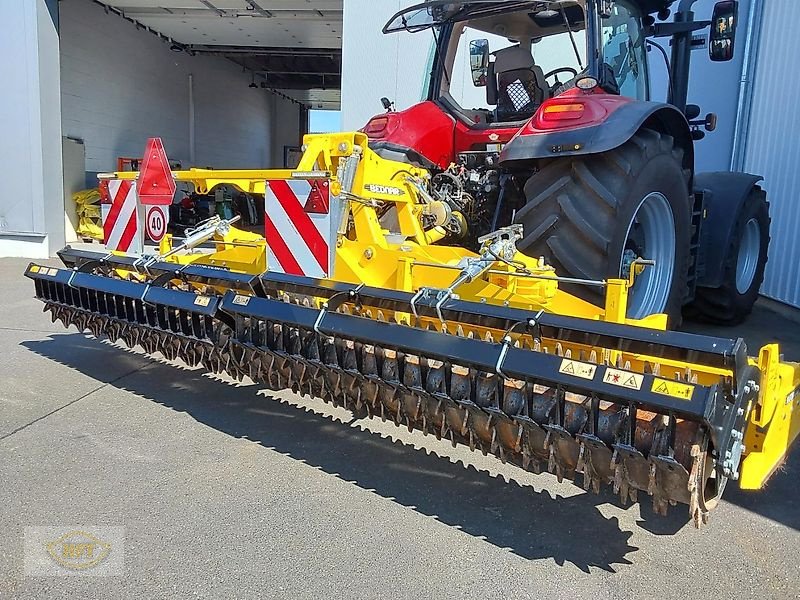 Kurzscheibenegge van het type Bednar Kator KN 5000, Vorführmaschine in Mühlhausen-Görmar (Foto 1)