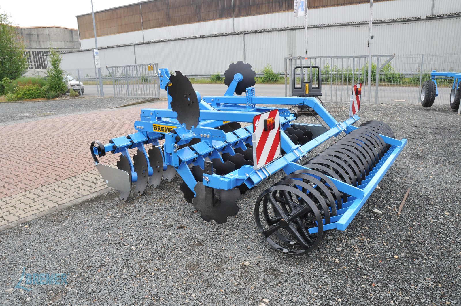 Kurzscheibenegge van het type Bremer Maschinenbau Powerdisc PD 301 / - LN 302, Neumaschine in Hohenhameln (Foto 2)