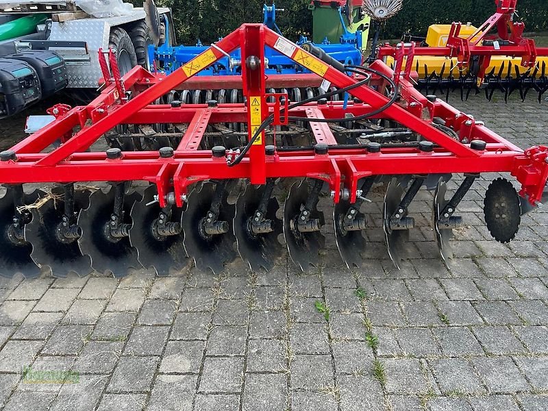 Kurzscheibenegge van het type Evers JE 300 / VARIO, Gebrauchtmaschine in Unterschneidheim-Zöbingen (Foto 10)