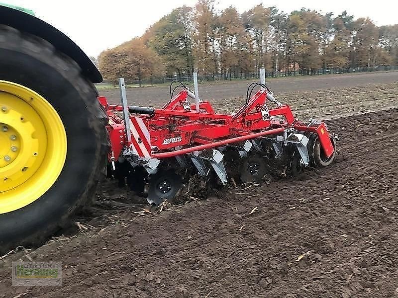 Kurzscheibenegge del tipo Evers VIERREIHEN, Neumaschine en Unterschneidheim-Zöbingen (Imagen 1)