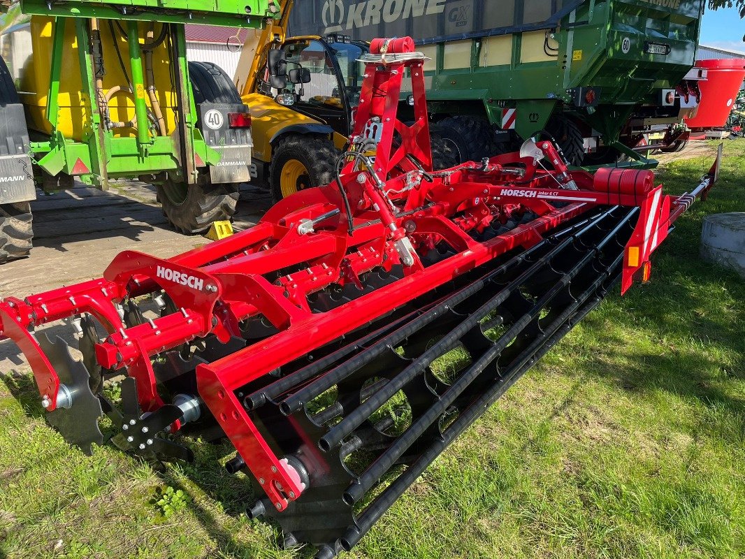 Kurzscheibenegge of the type Horsch Joker 6 CT, Neumaschine in Ebersbach (Picture 4)