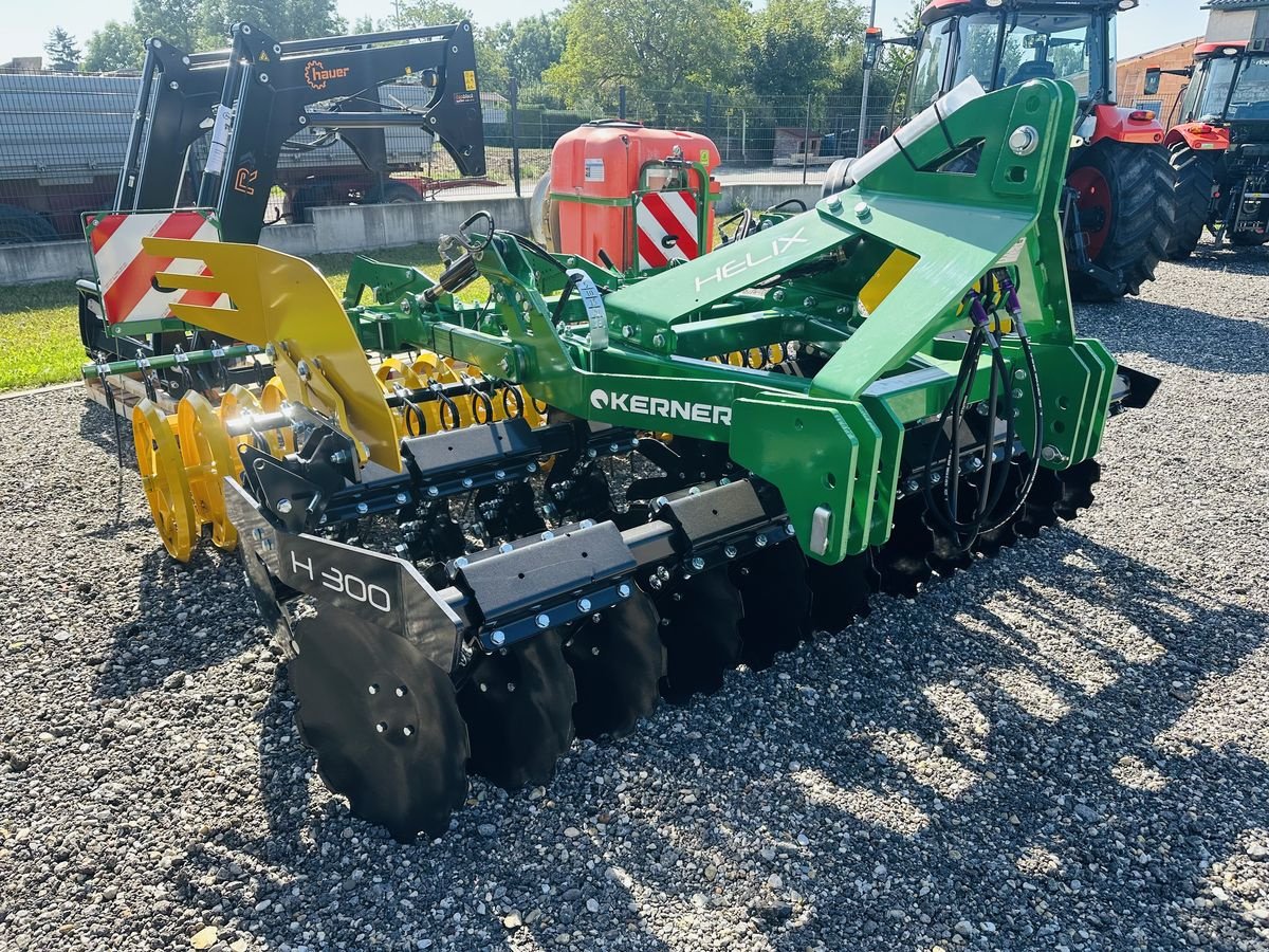 Kurzscheibenegge del tipo Kerner Helix H 300 Kurzscheibenegge, Vorführmaschine In Hohenruppersdorf (Immagine 1)