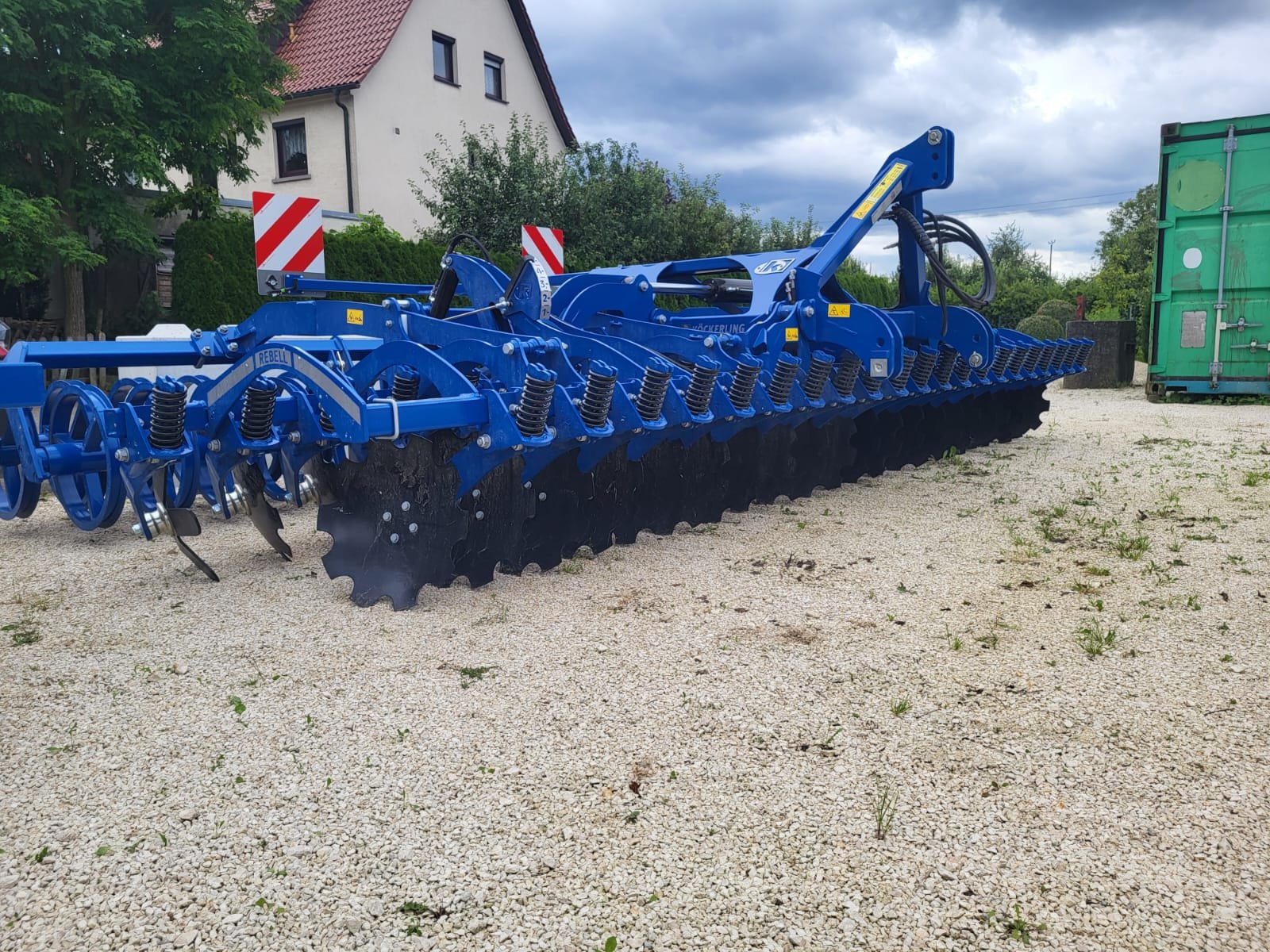 Kurzscheibenegge of the type Köckerling Rebell 520 Classic, Neumaschine in Nellingen (Picture 5)