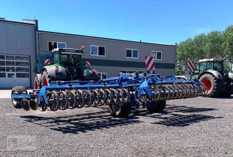 Kurzscheibenegge van het type Köckerling Rebell Classic T 800 / Bj.2018 / 8 m, Gebrauchtmaschine in Perleberg (Foto 5)