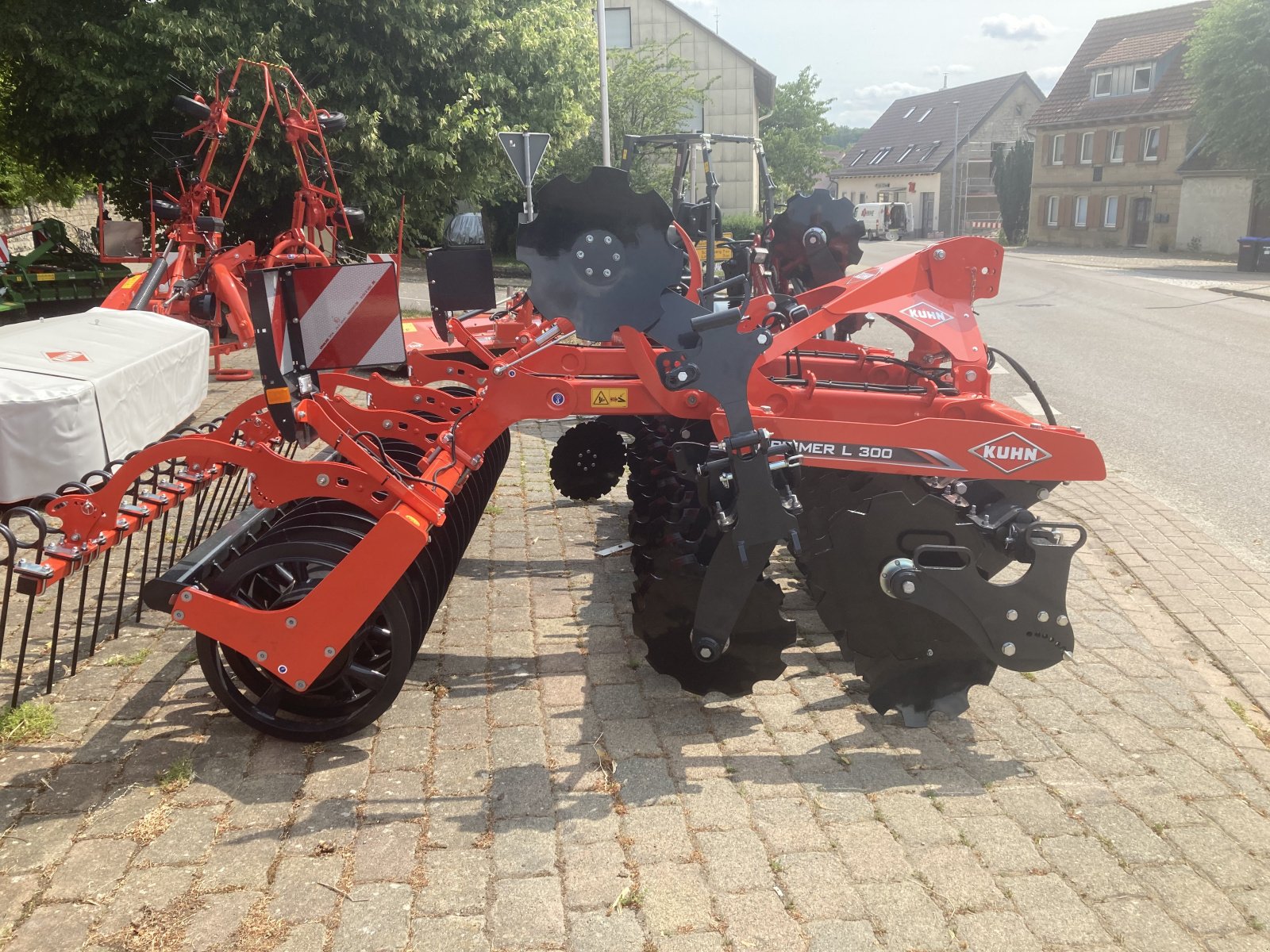 Kurzscheibenegge del tipo Kuhn Optimer L 300, Neumaschine en Blaufelden-Wiesenbach (Imagen 2)