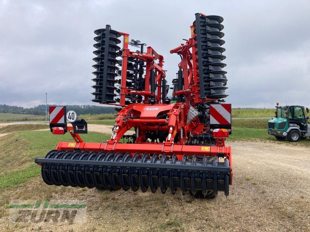 Kurzscheibenegge des Typs Kuhn Optimer L 6000, Neumaschine in Inneringen (Bild 1)