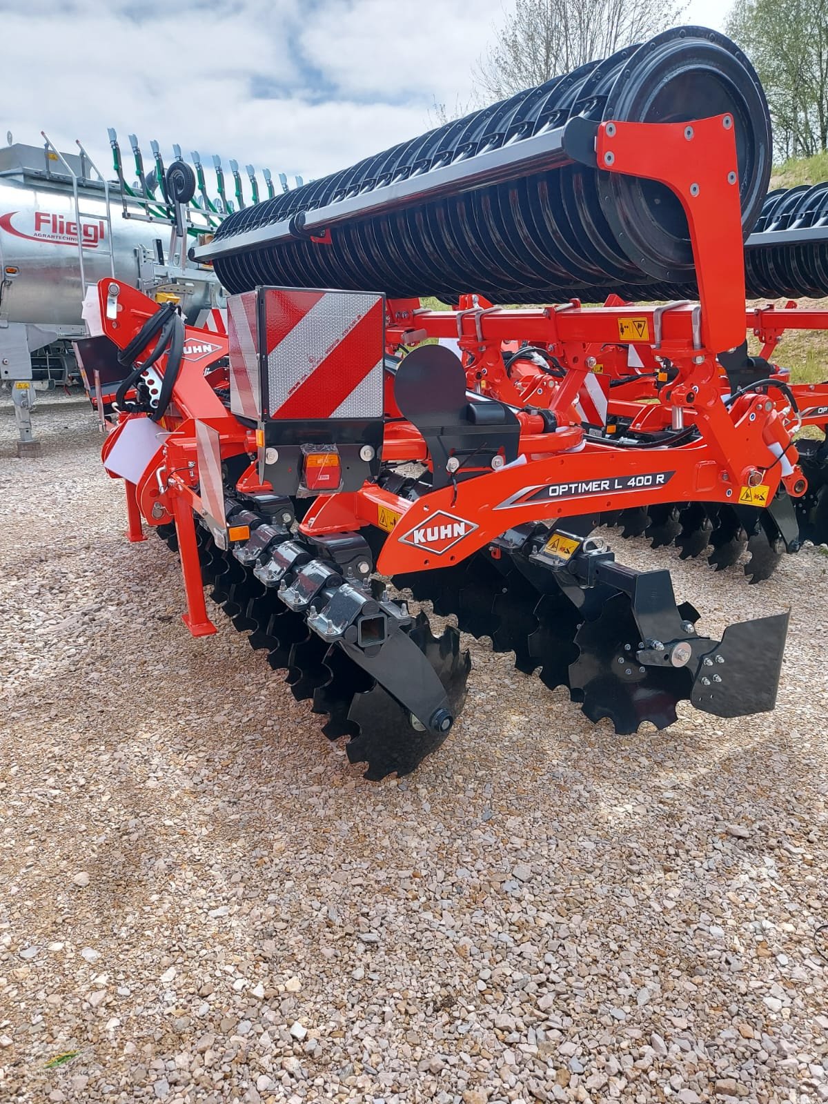 Kurzscheibenegge del tipo Kuhn Optimer L400R, Neumaschine en Pegnitz-Bronn (Imagen 1)