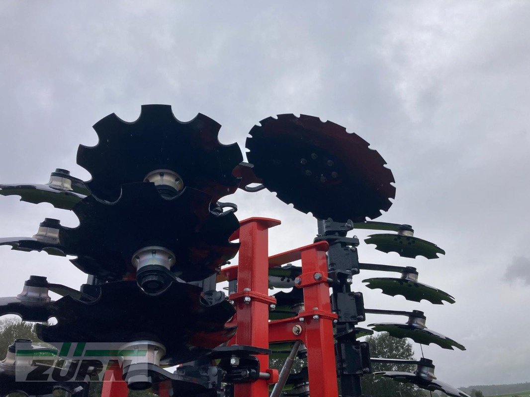 Kurzscheibenegge van het type Kuhn Optimer L5000, Neumaschine in Kanzach (Foto 8)