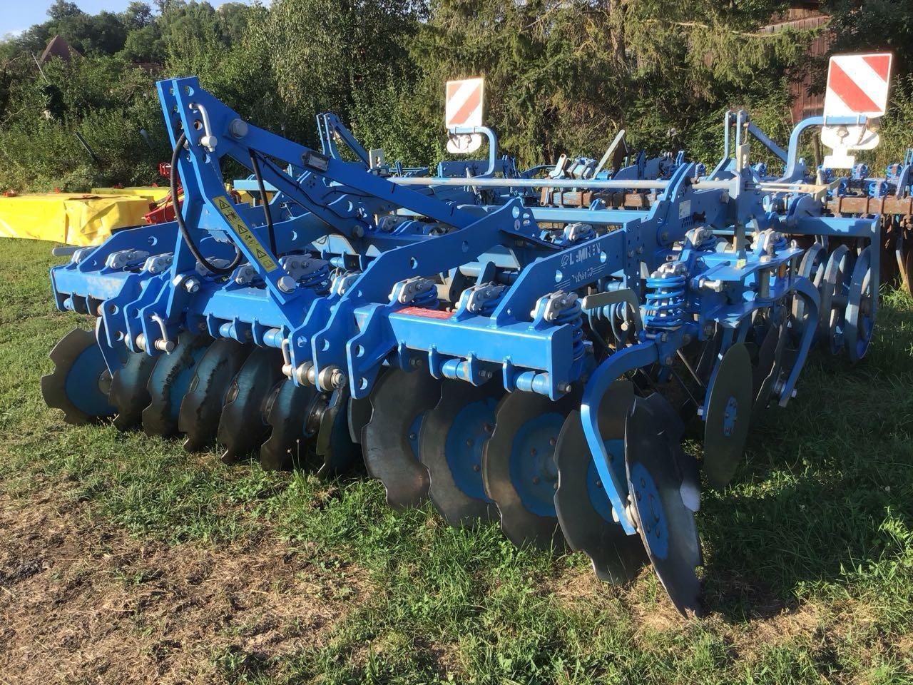 Kurzscheibenegge van het type Lemken Rubin 10/300 U, Neumaschine in Burgbernheim (Foto 1)