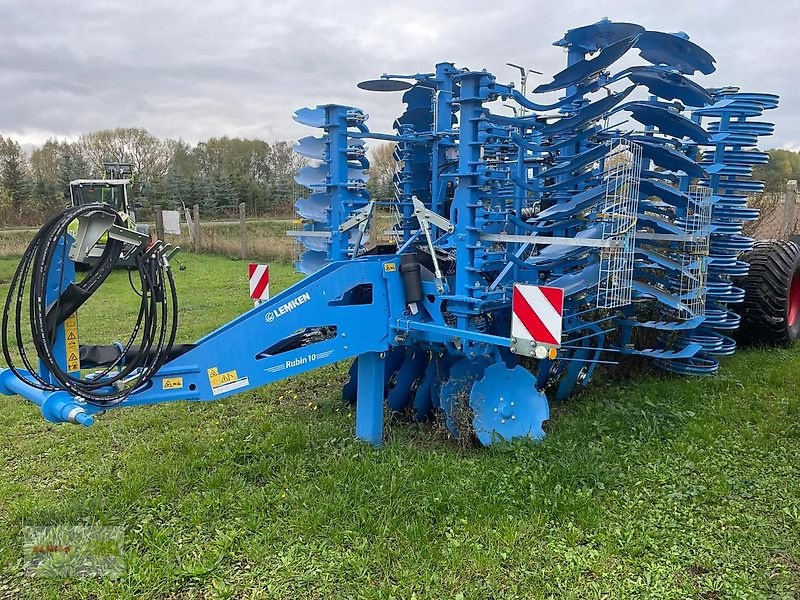 Kurzscheibenegge des Typs Lemken Rubin 10/500, Vorführmaschine in Berßel