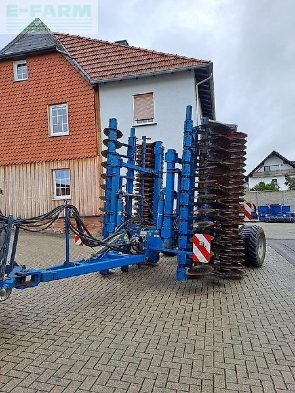 Kurzscheibenegge des Typs Rabe field bird 6000k, Gebrauchtmaschine in WALDKAPPEL-BISCHHAUSEN (Bild 3)