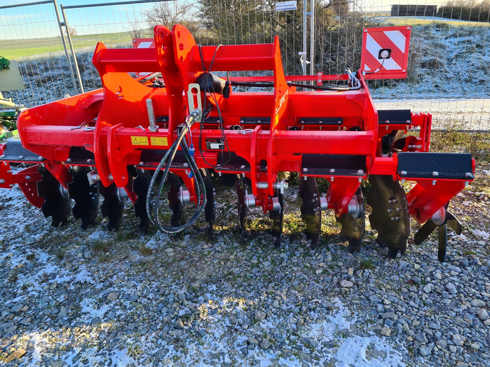 Kurzscheibenegge van het type Siptec DiscoPlus 300, Neumaschine in Donnersdorf (Foto 5)