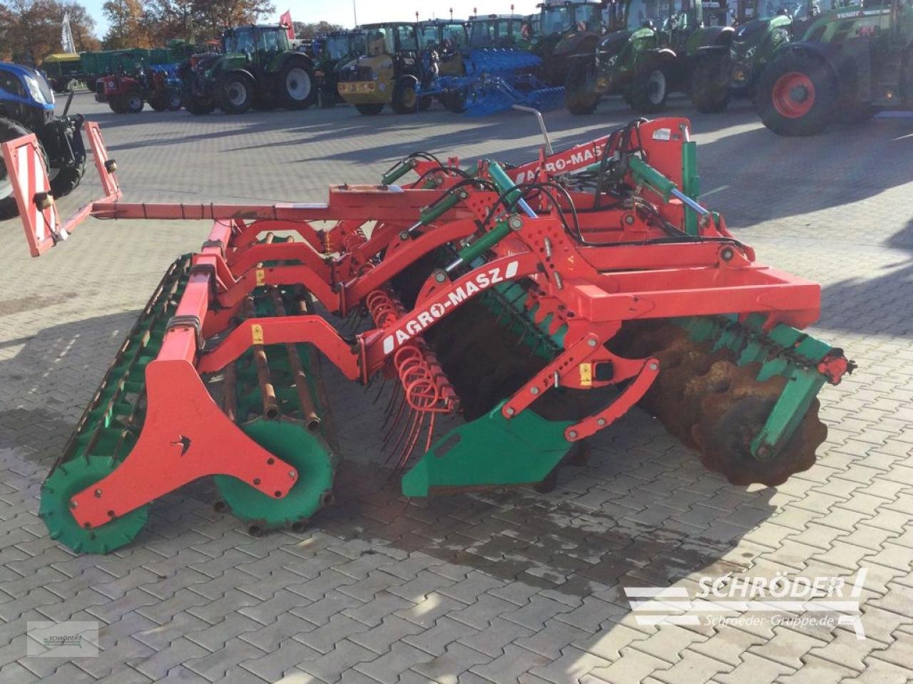 Kurzscheibenegge typu Sonstige AGROMASZ BT 50 + APV-STREUER PS 300 M1, Gebrauchtmaschine v Holdorf (Obrázek 2)