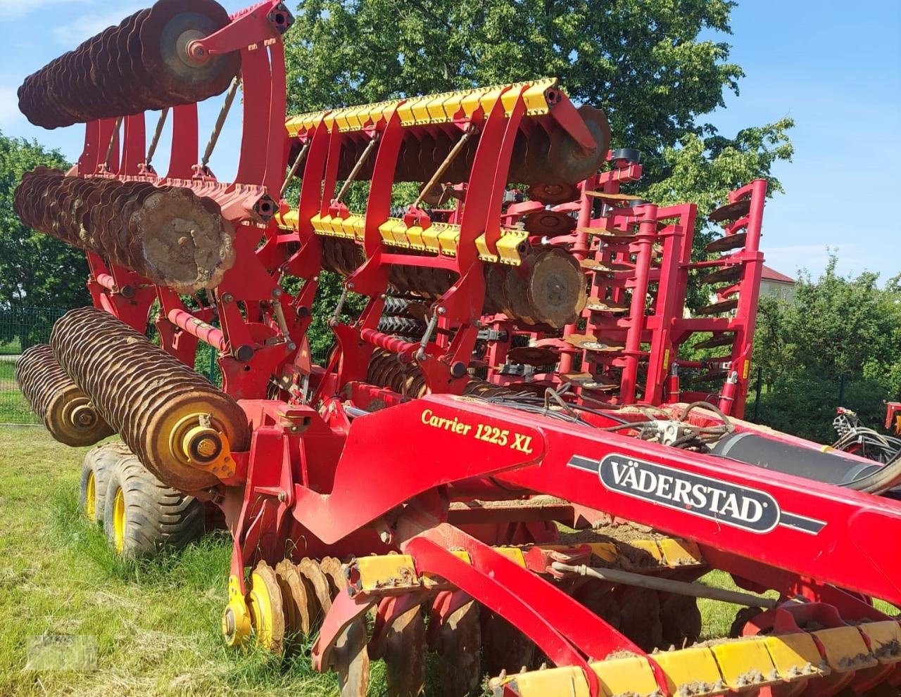 Kurzscheibenegge typu Väderstad Carrier 1225 XL, Gebrauchtmaschine v Pragsdorf (Obrázok 2)