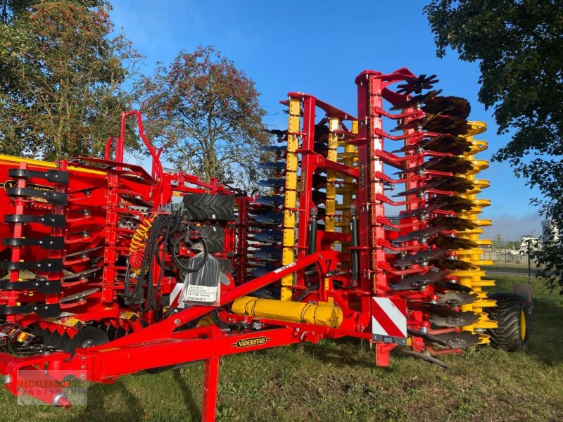 Kurzscheibenegge van het type Väderstad Carrier 625 XL, Neumaschine in Laage