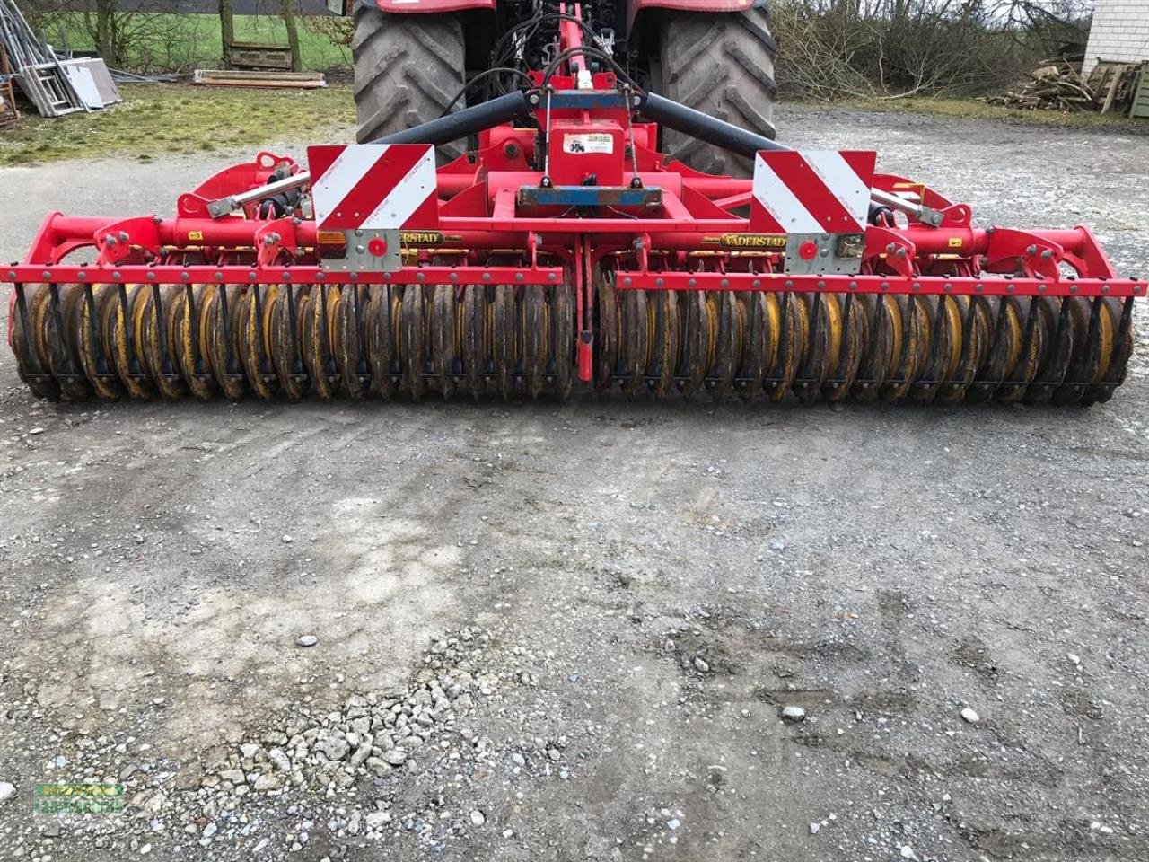 Kurzscheibenegge del tipo Väderstad Carrier X425, Gebrauchtmaschine en Büren (Imagen 1)