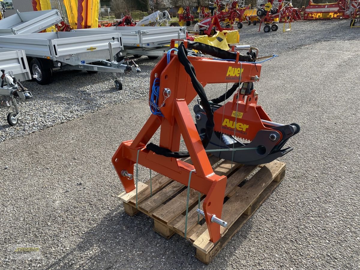 Ladekrane & Rückezange del tipo Auer HRZ 1700 ECO, Neumaschine In Senftenbach (Immagine 5)