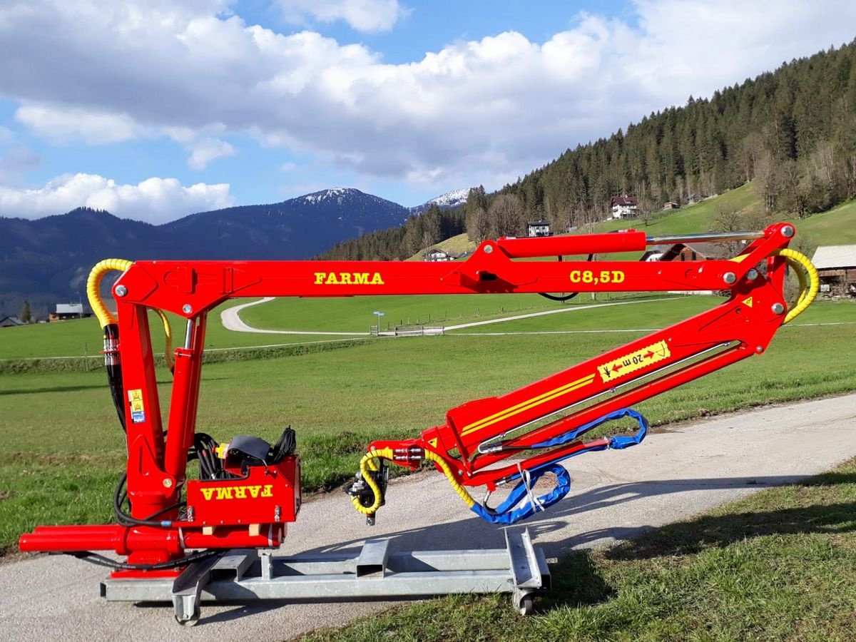 Ladekrane & Rückezange of the type Farma C 8,5G2, Neumaschine in Gosau am Dachstein (Picture 1)